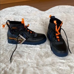 Nike Air Force One Winter Goretex size Mens 9.5